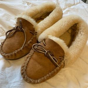 LL Bean Women’s Wicked Good Moccasins